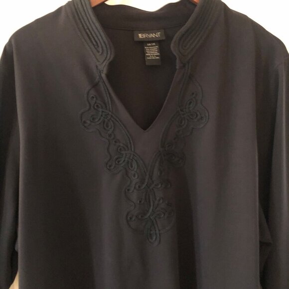 Women's Plus Size 26/28 Lane Bryant Dress Blouse Embroidery Neckline & Sleeves C - Picture 1 of 8